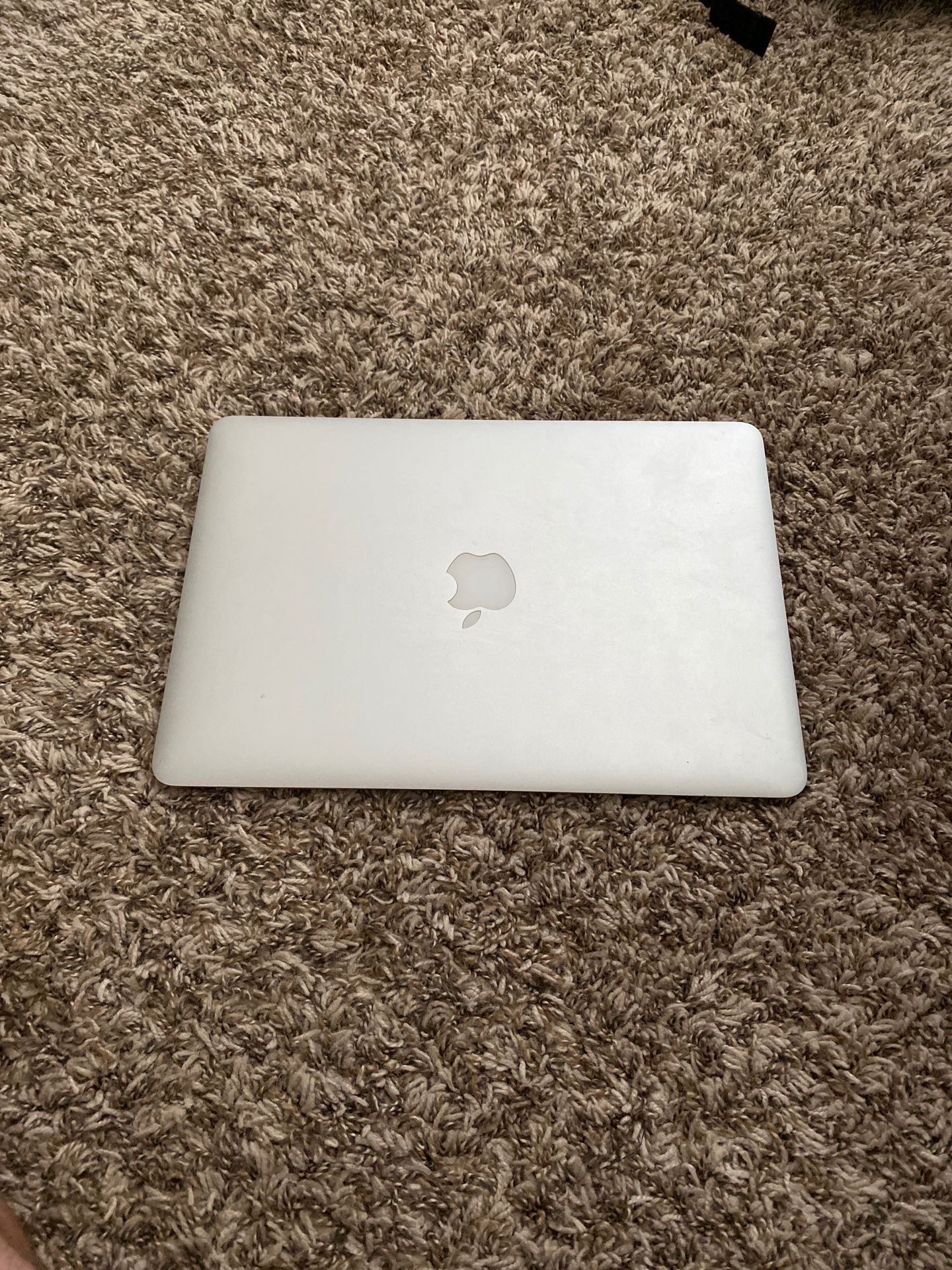 2011 MacBook Air 13.3 mid