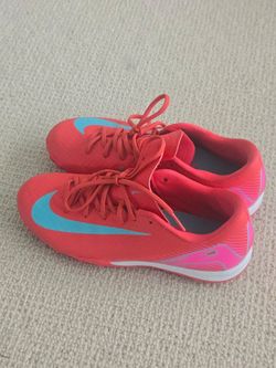 Nike soccer shoes,  new