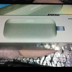 Bose SoundLink Flex Bluetooth Speaker 