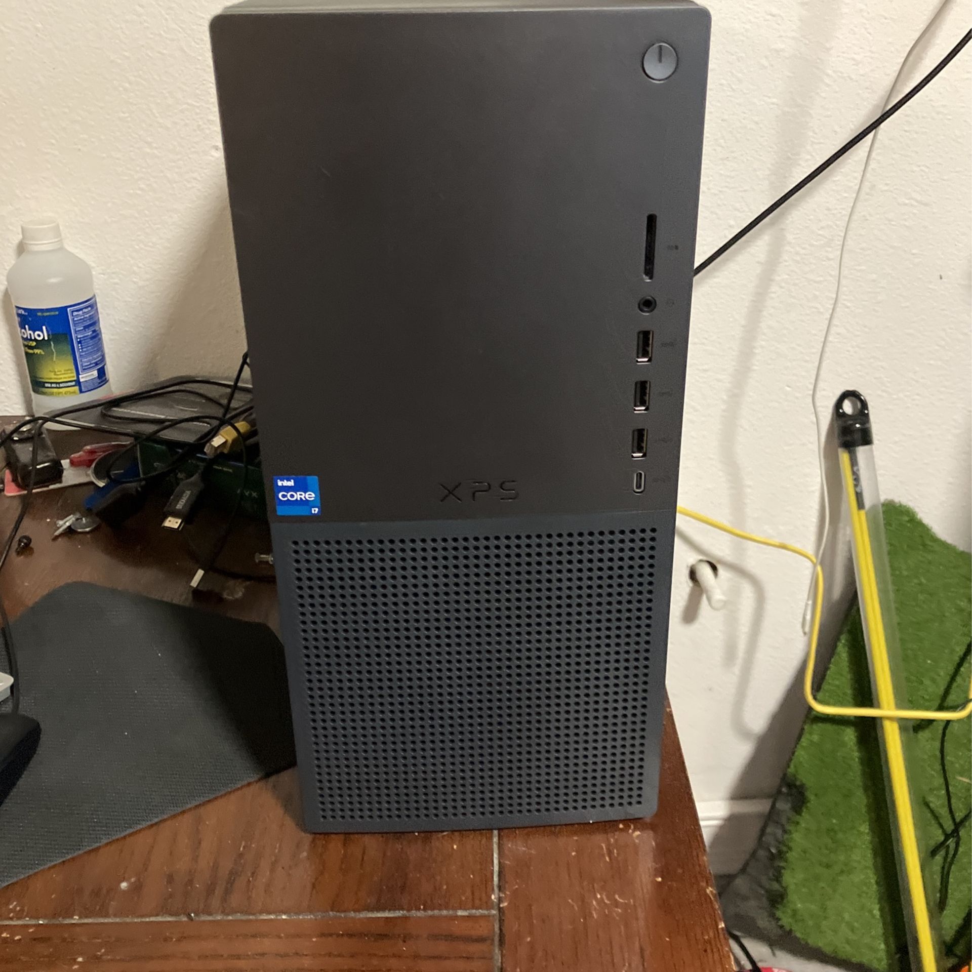 DELL XPS 8960 i7-13700 64gb DDR5 NVIDIA 3060ti 
