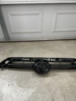 OEM Toyota Grille For 4Runner