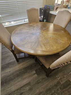 Dinning Table And 4 Chairs