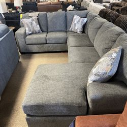 Stylish Stunning Cozy Sectional 