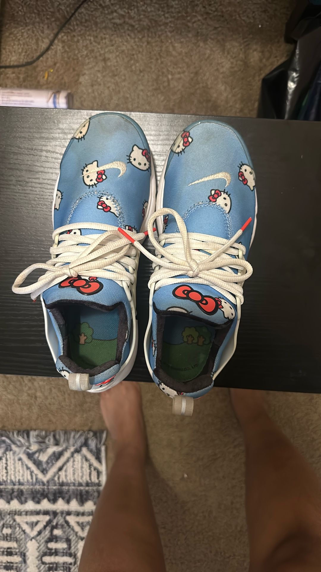 Hello kitty Nike