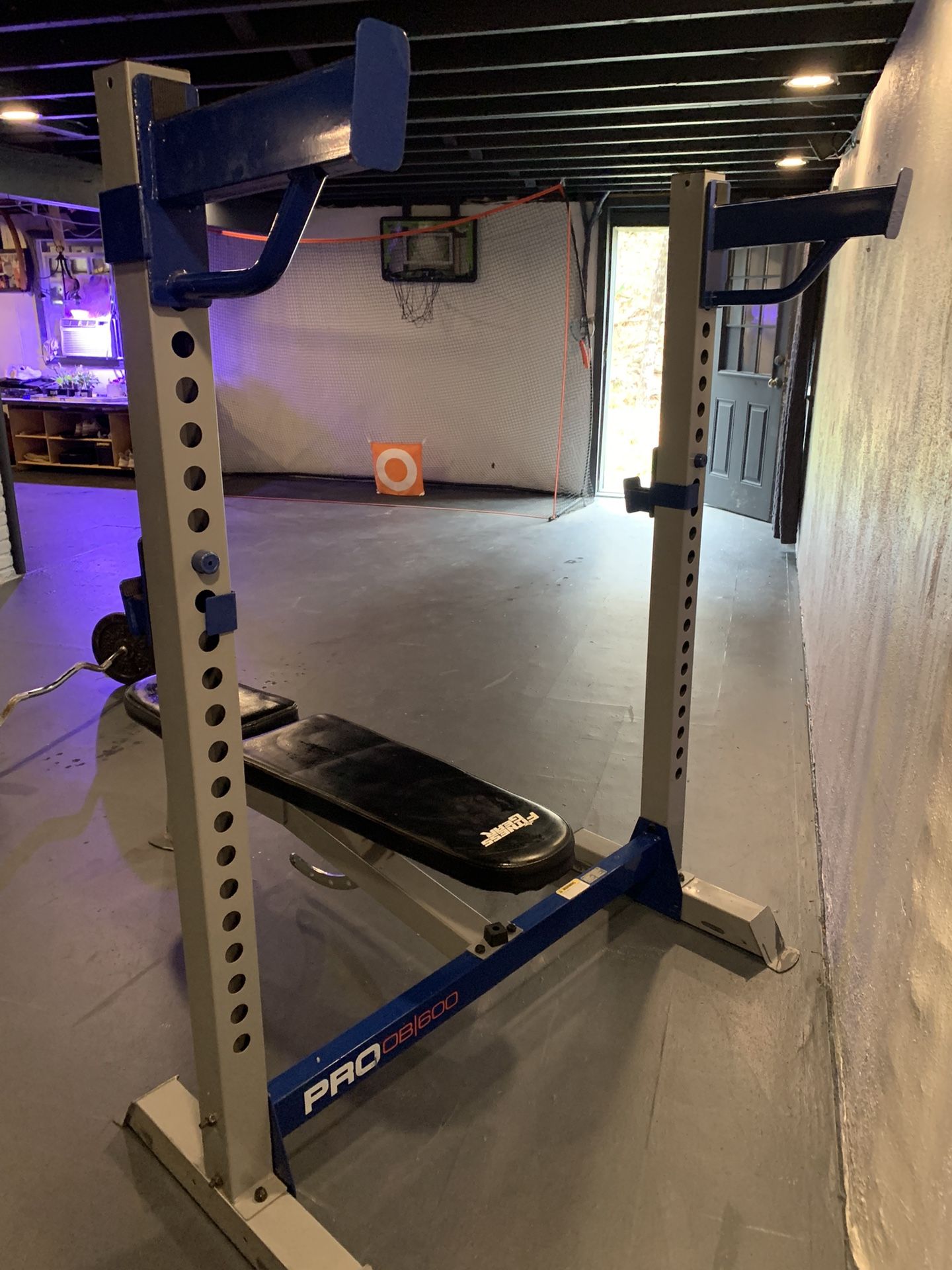 Weight Bench