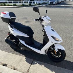New Scooter Perfect For Delivery