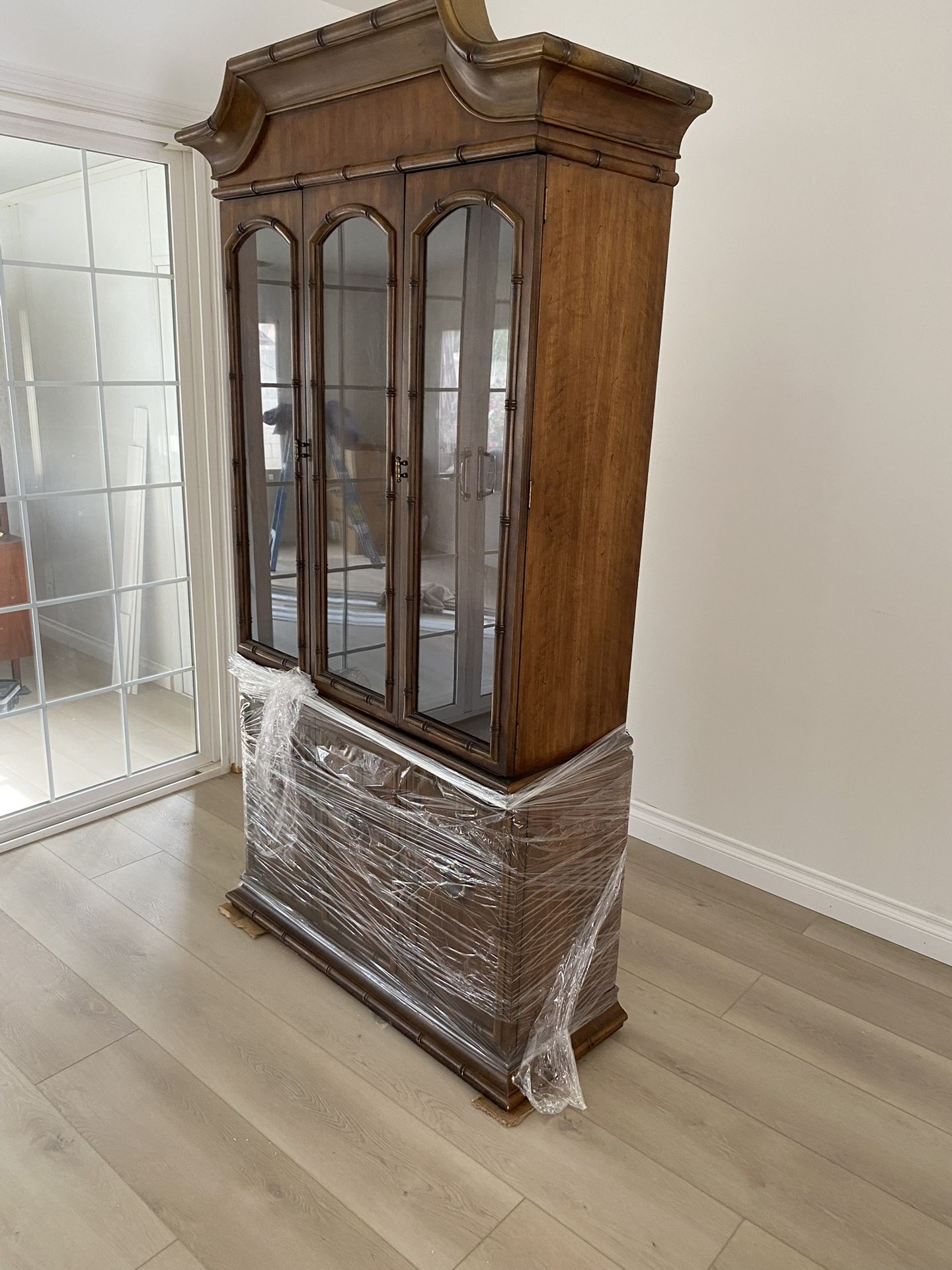 Mid 20thCentury China Hutch 
