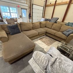 *Free Delivery* Large Brown Sectional Couch 3 Piece