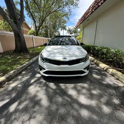 2020 KIA Optima
