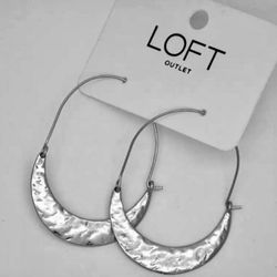 Ann Taylor Silver Hammered Hoop Dangle earrings
