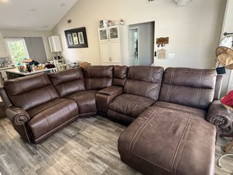 Power Recline Sectional with Chaise