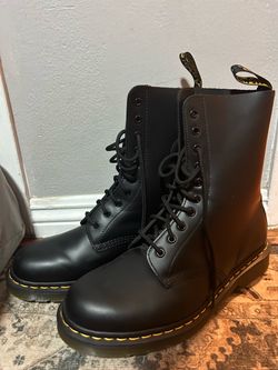 Dr. Martens