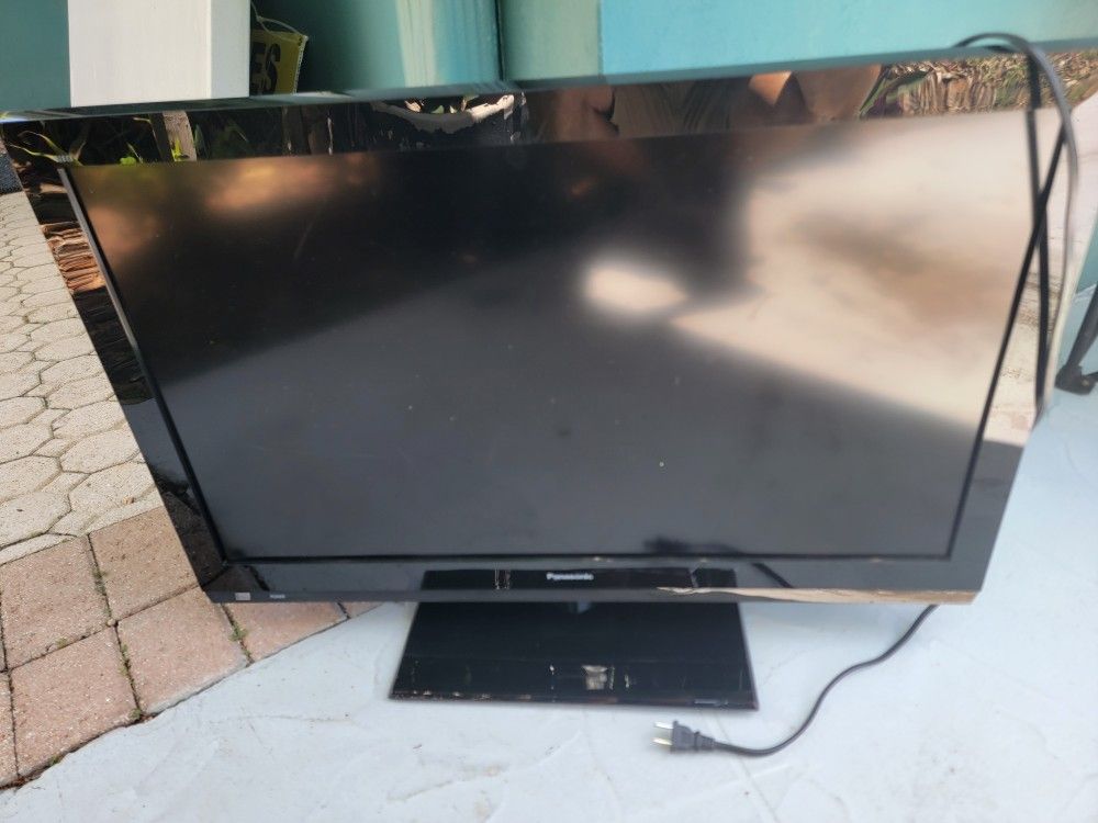 Panasonic TV Works Great