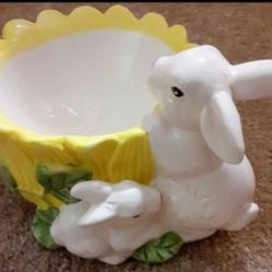 International Bazaar Porcelain Yellow Sunflower Bowl with Two White Bunnies for Easter or Spring
