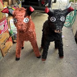 Bull pinata 