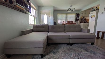 Jennifer Furniture Mia sectional