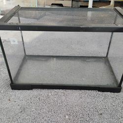 Fish/Reptile Tank