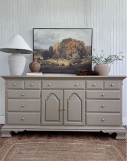 Vintage Lexington dresser