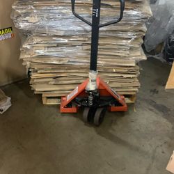 Free Cardboard 6 Foot Pallet , 5 Feet High Bell Gardens 
