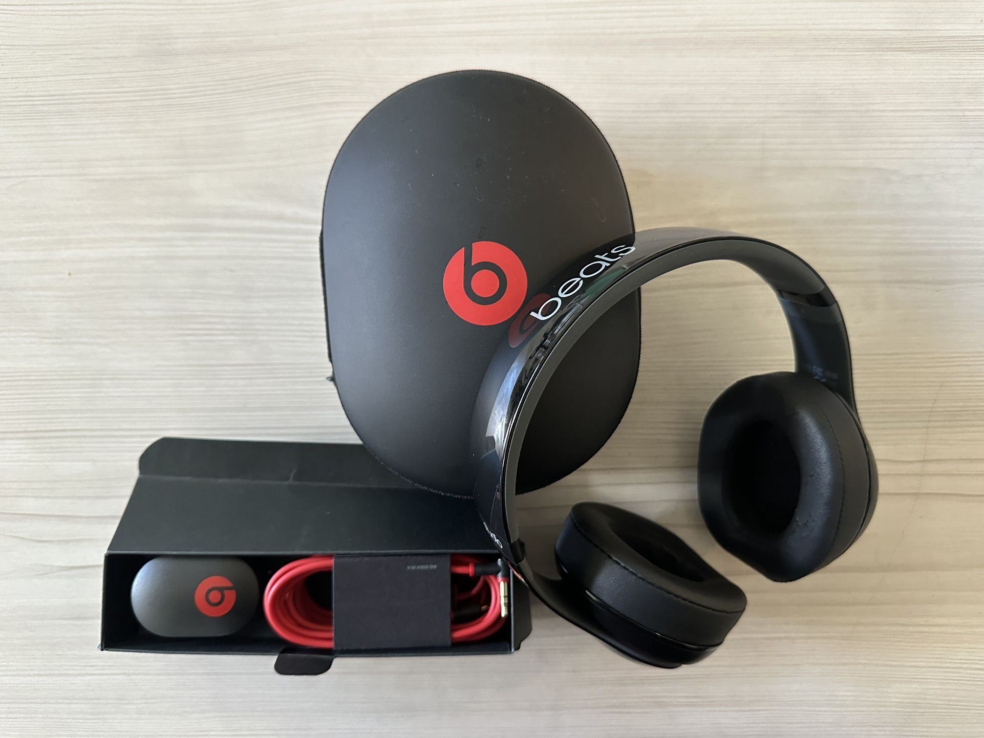UNUSED Black Beats Studio Headphones