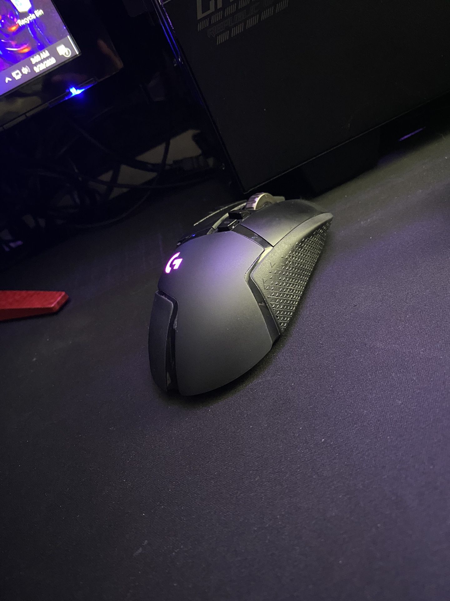 Logitech G502 gaming mouse