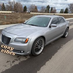 2013 Chrysler 300