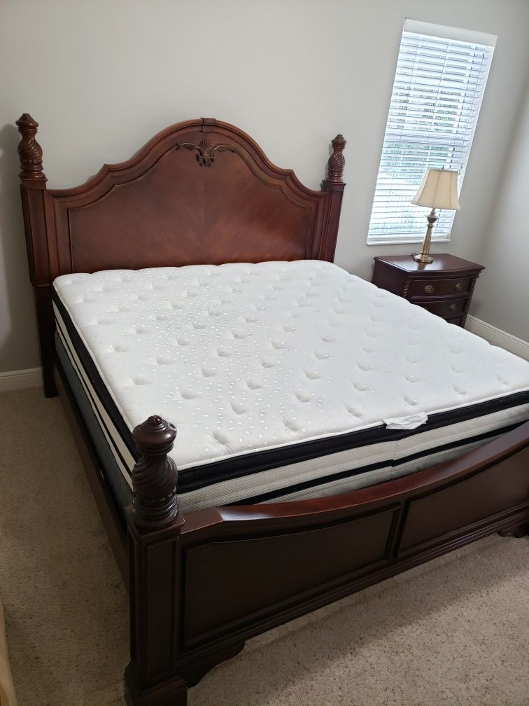KING - Hampton & Rhodes Select Marshall Pillowtop Mattress