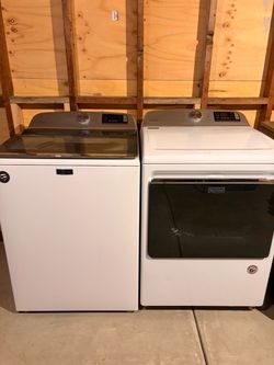 Washer and dryer set