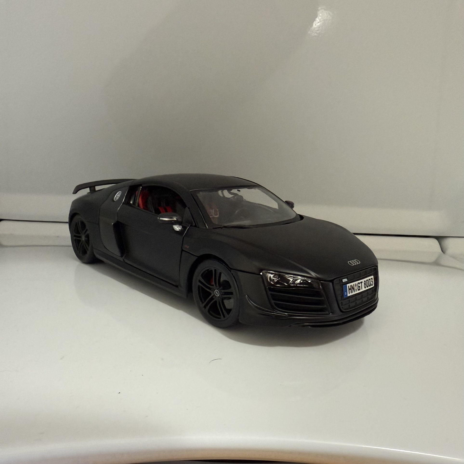 Maisto 1/18 Audi R8 GT V10