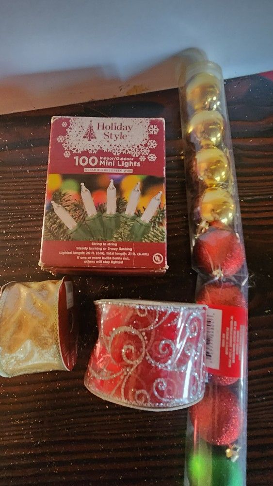 Xmas Lights & Present Wrapping Necessaties
