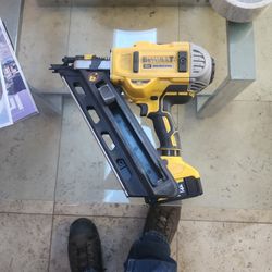Dewalt, 20 V, cordless, nail gun.