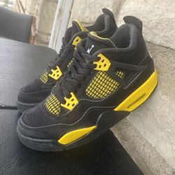 Air Jordan 4 Yellow Thunder ( Pick Up Only ) Size 6y—$49 FIRM