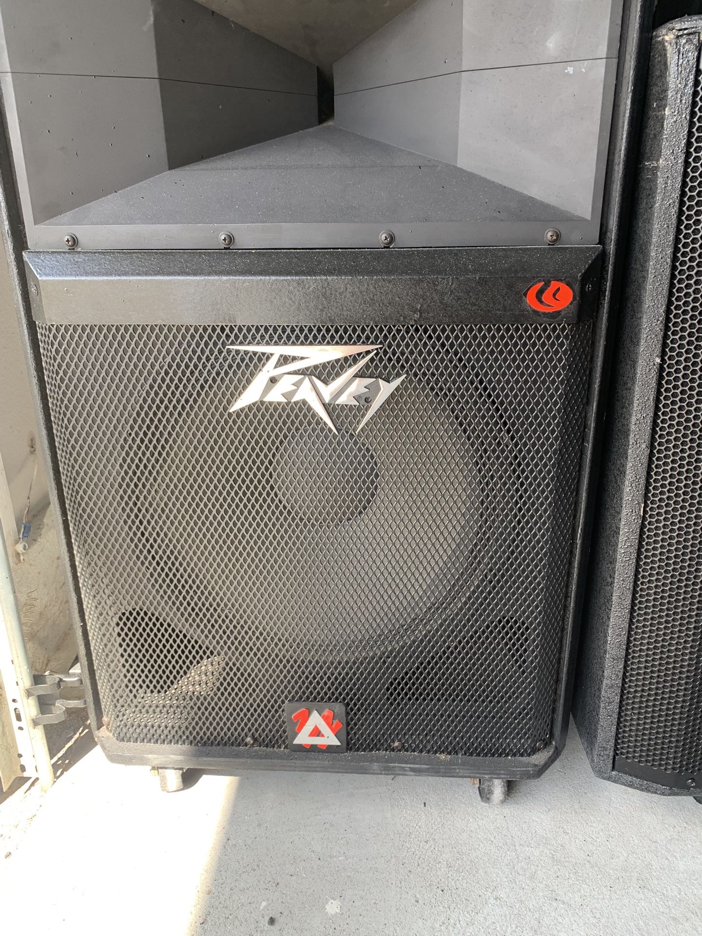 DJ Speakers Peavey SP2G  For Sale 