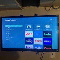32 in Roku Phillps TV