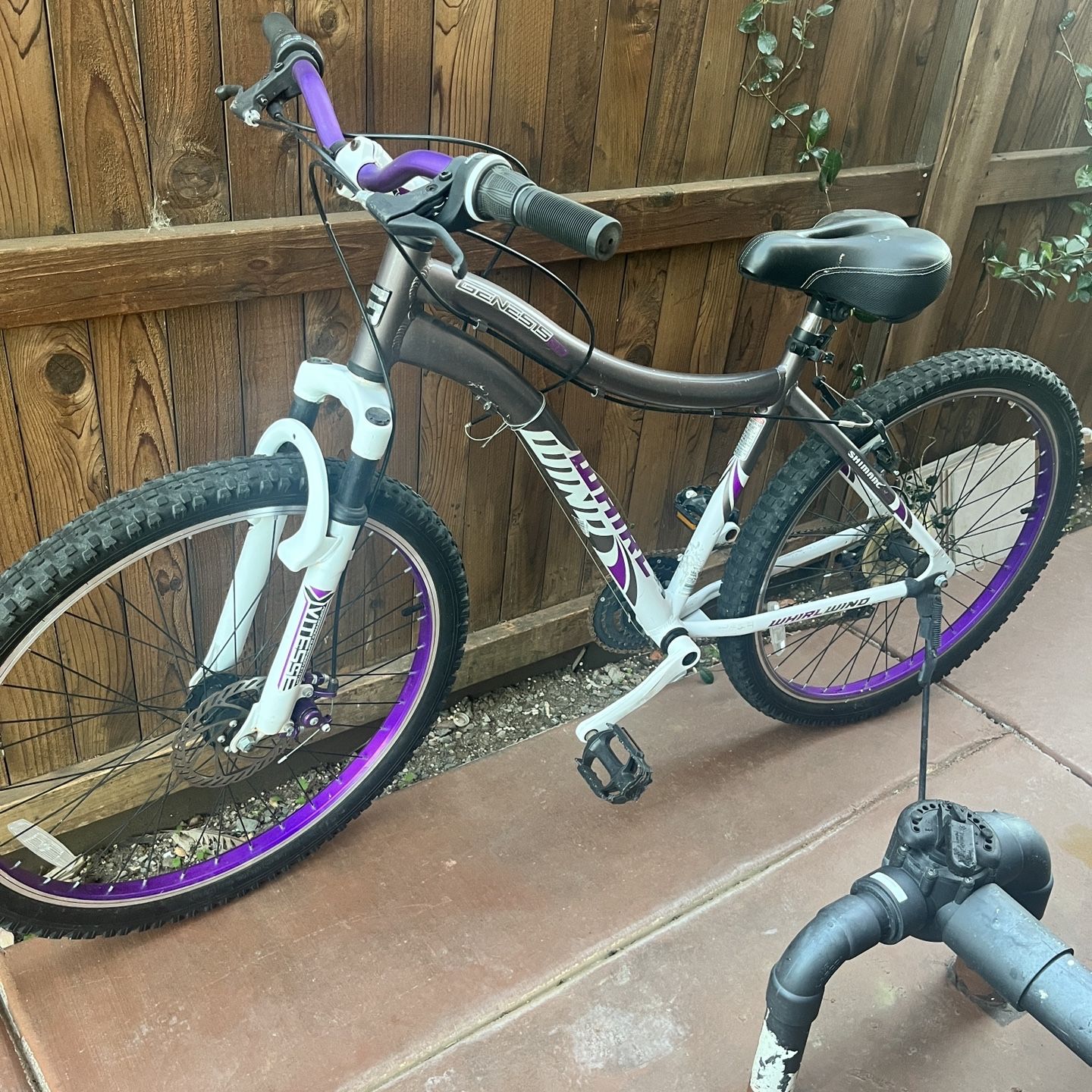 Whirlwind Women's Mountain Genesis Whirlwind Genesis 26