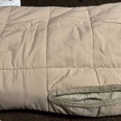 15 Pound Quilt  For Cold Weather Use One Time