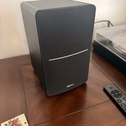 Edifier R1280DB