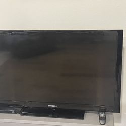 Samsung 40” HD LCD TV With Remote