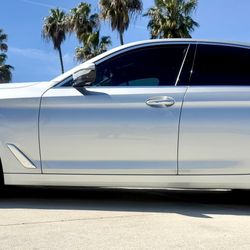 Run Errands In Style In This 2017 BMW 530i Sport!!