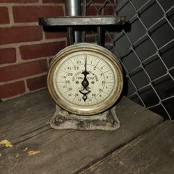 Vintage Family Kitchen Scale 