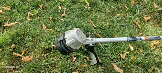 Toro 60volt trimmer
