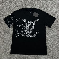 LV t shirt size S 
