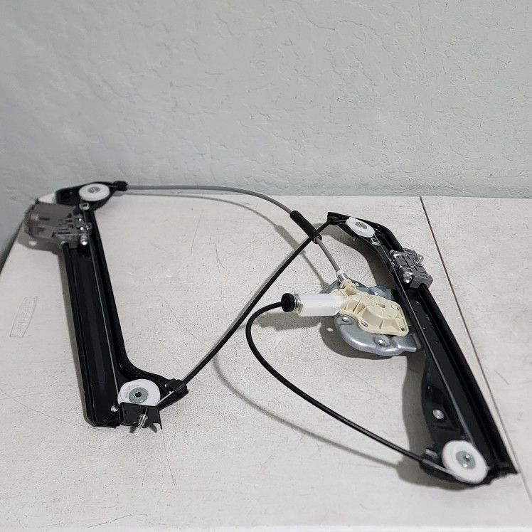 Power Window Regulator For 2003-2008 BMW Z4 Front Passenger Side (contact info removed)0