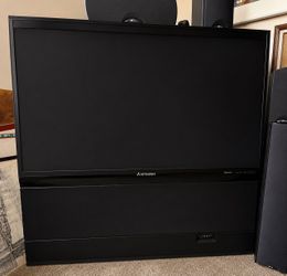 Mitsubishi 60" Diamond Series DLP HDTV – Great for Retro Gaming or Garage