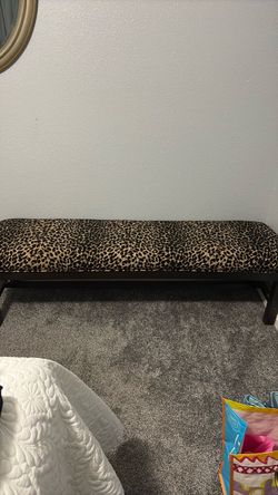 Leopard bench