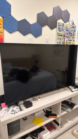 MOVING SALE — 55”4K SMART TV LG 4K