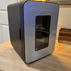 Frigidaire 15-Can Mini Fridge