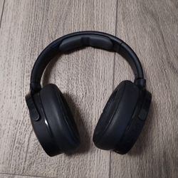 Skullcandy Over The Head Headphones 