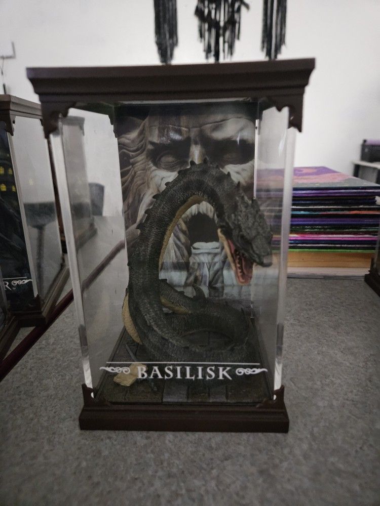 Harry Potter Magical Creatures Basilisk Figure