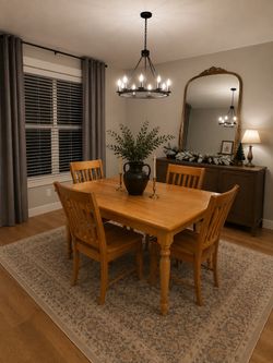 Maple Nook Dining Room Set